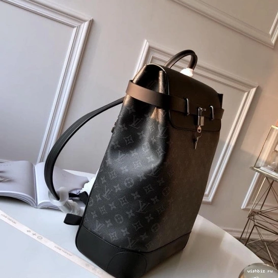 WIS VUITTON LOUIS BACKPACK STEAMER 0728